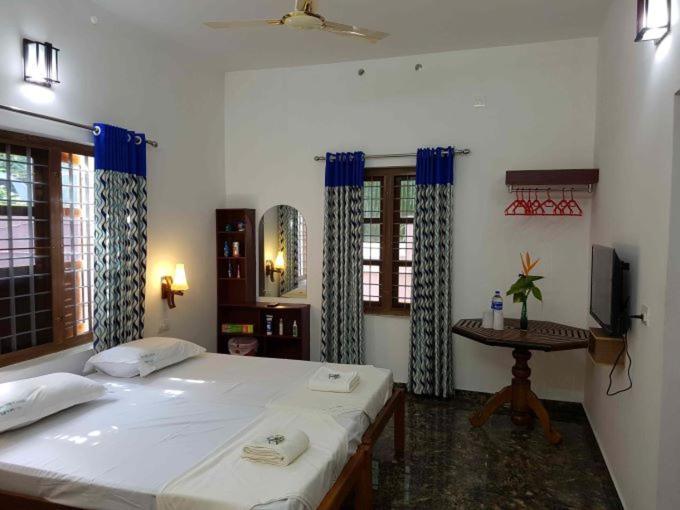 Southcanal Holidays Alappuzha Exterior foto